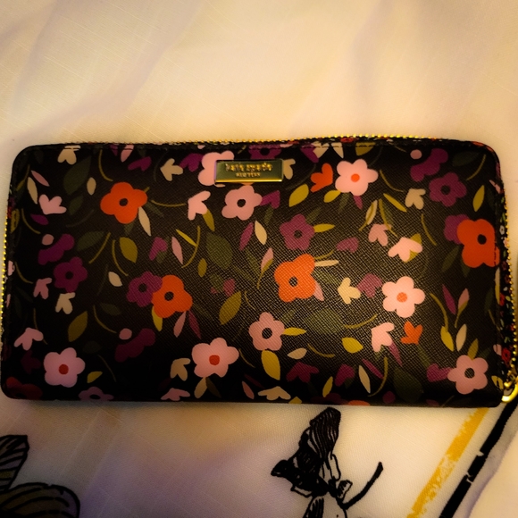 SOLD New York Laurel Way Embellished Reese Satchel and Cameron Street boho - Picture 4 of 12